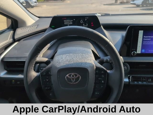 Used 2025 Toyota Prius LE image 10