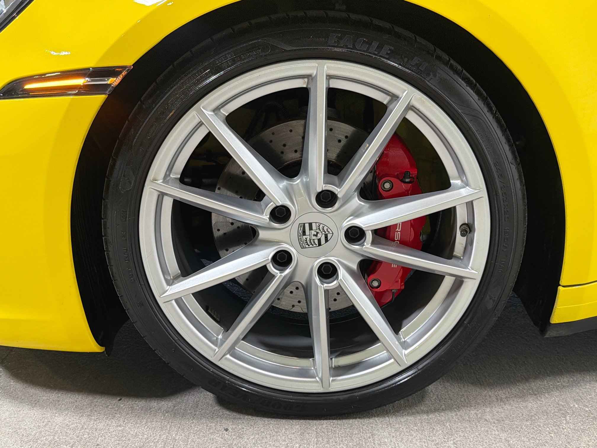 Certified 2023 Porsche 911 Carrera 4S AWD/4WD image 39