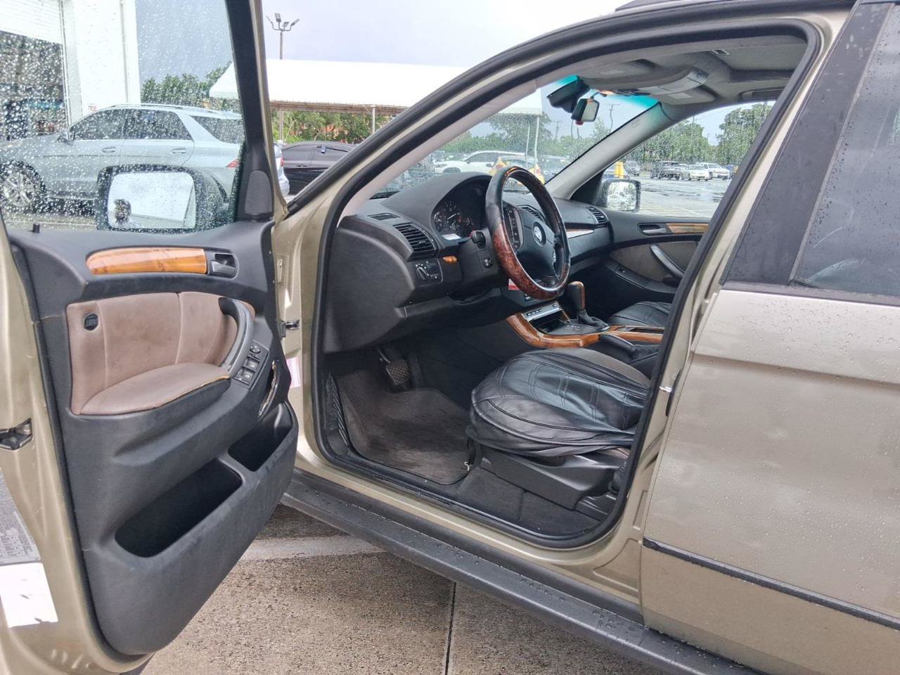Used 2004 BMW X5 3.0i AWD/4WD image 6
