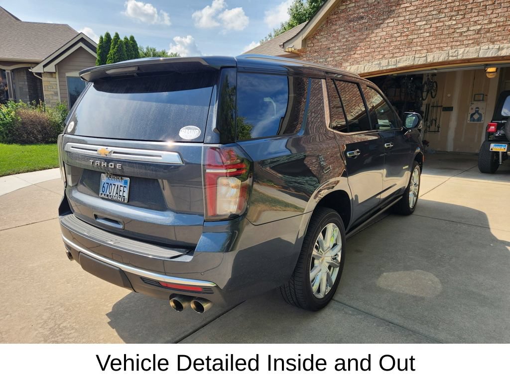 Used 2021 Chevrolet Tahoe High Country w/ Premium Package AWD/4WD image 7