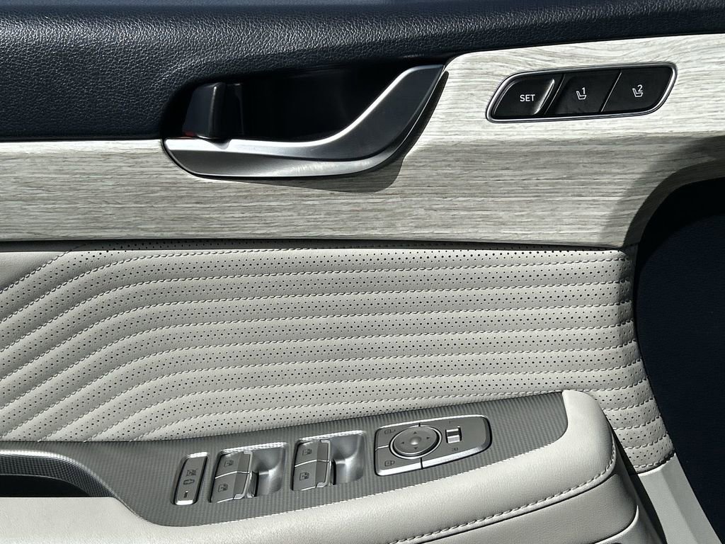 Used 2023 Hyundai Palisade Calligraphy FWD image 24