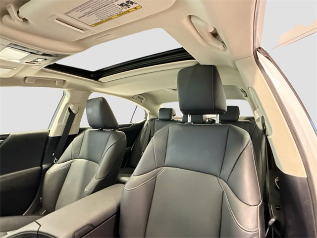 Used 2025 Lexus ES 350 image 18