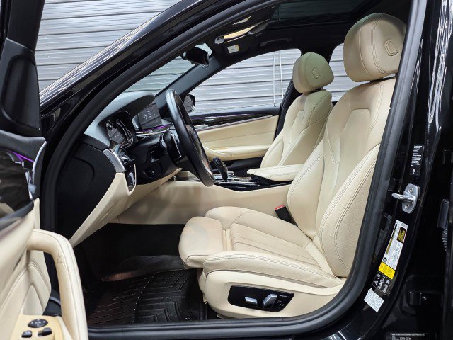 Used 2018 BMW 530i xDrive AWD/4WD image 14