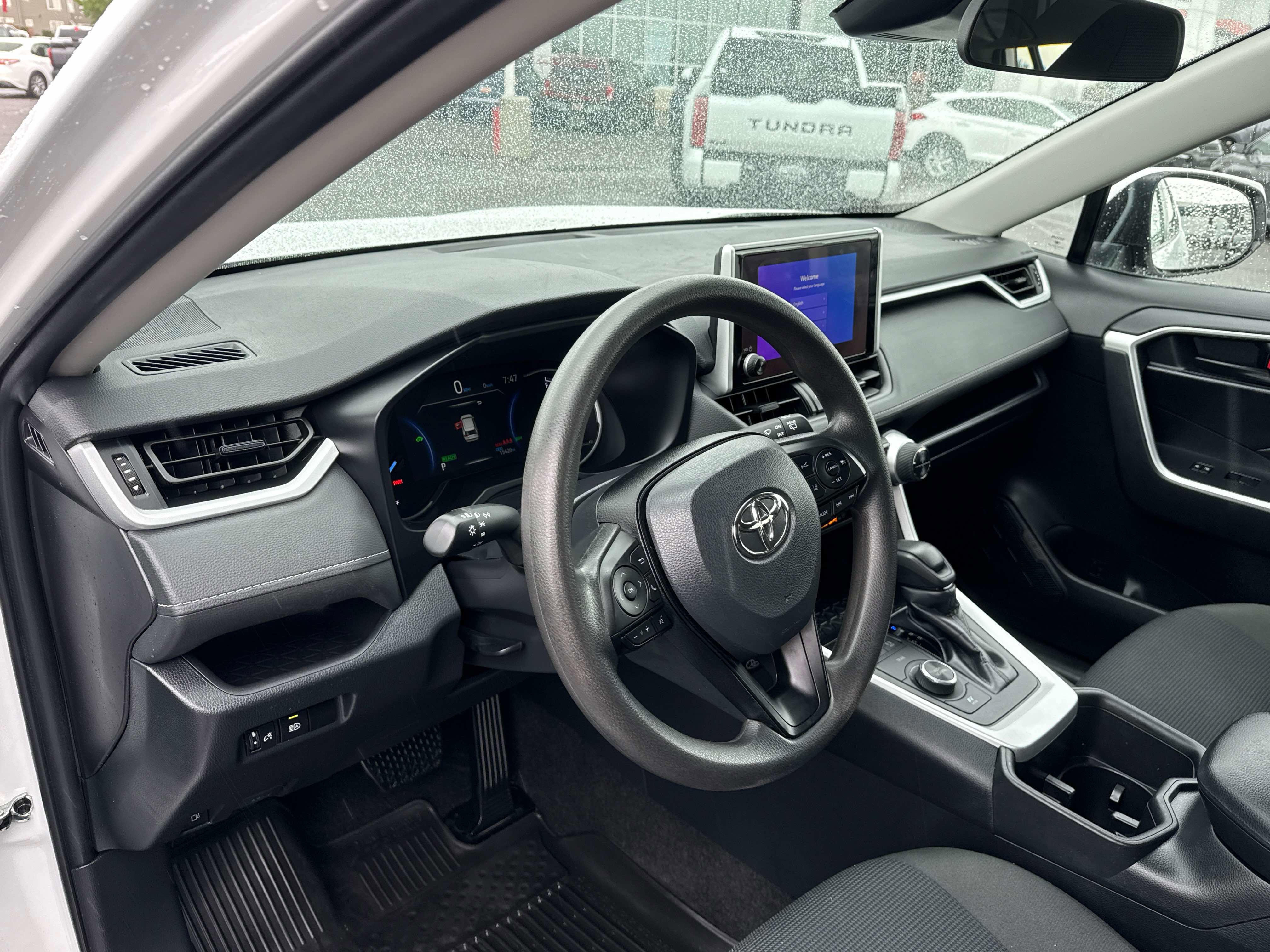 Used 2024 Toyota RAV4 LE AWD/4WD image 10