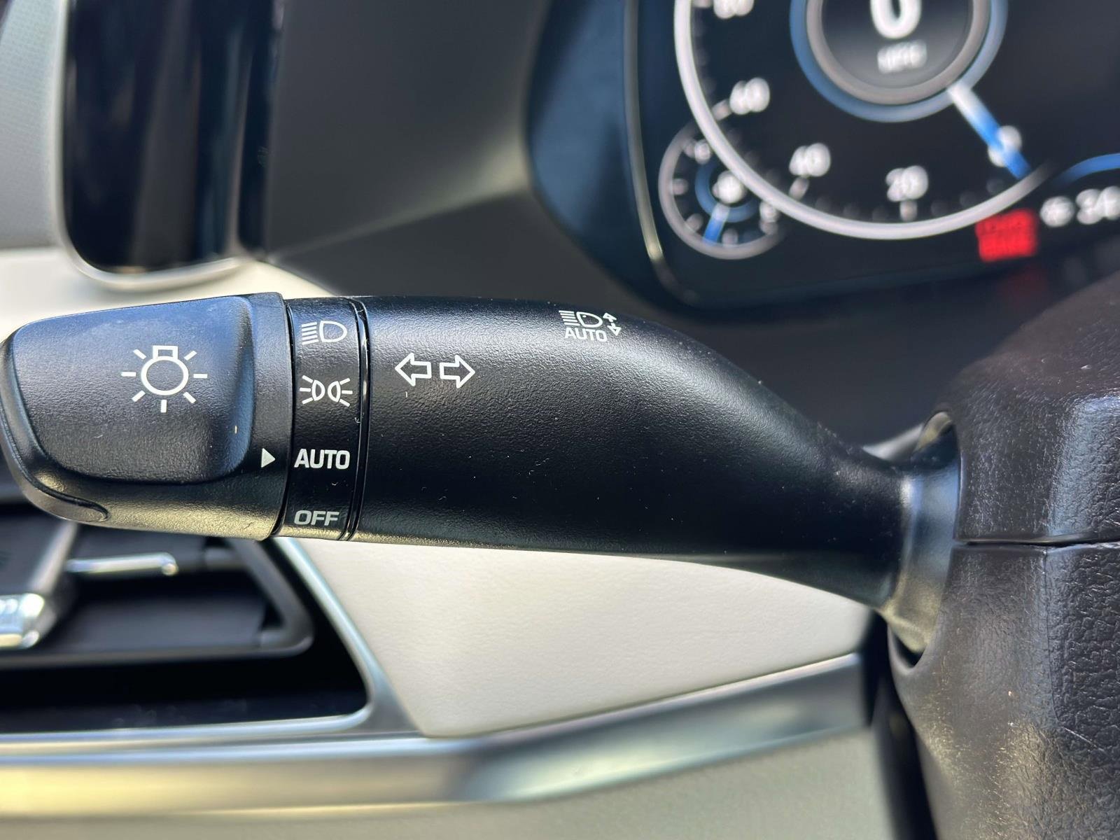 Used 2020 Hyundai Palisade Limited image 16