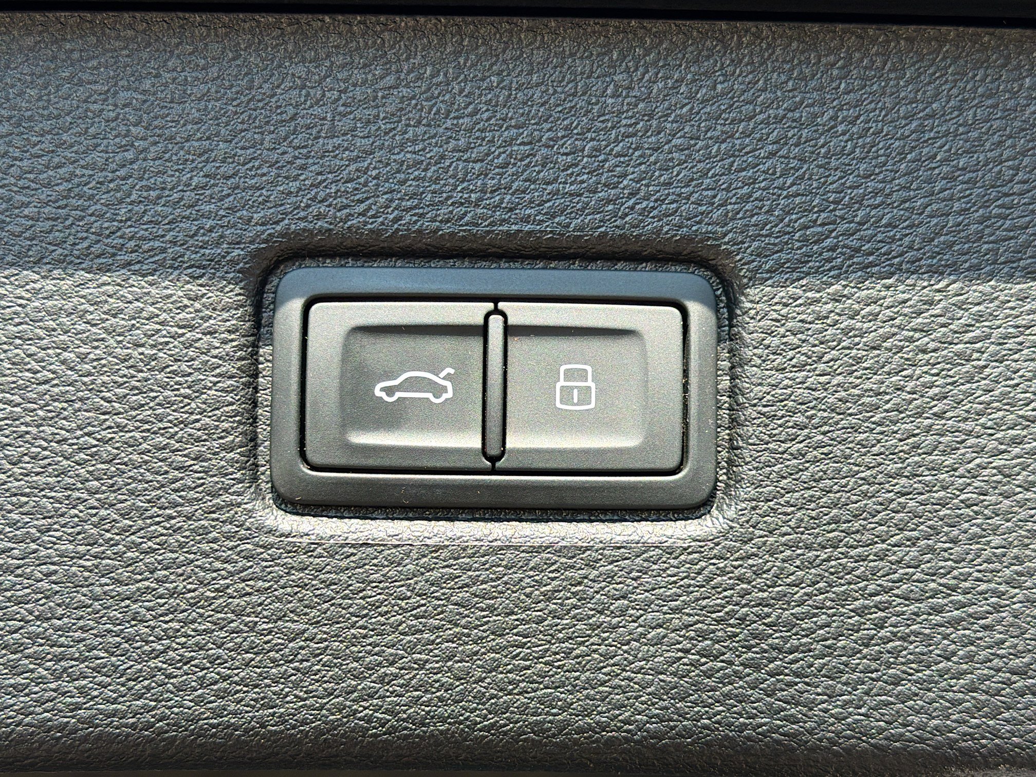 Used 2023 Audi Q7 3.0T Premium Plus image 12