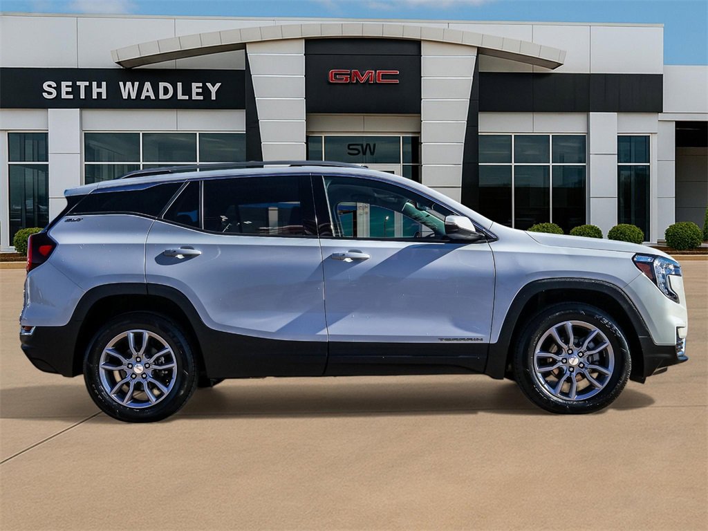 Certified 2023 GMC Terrain SLT image 8