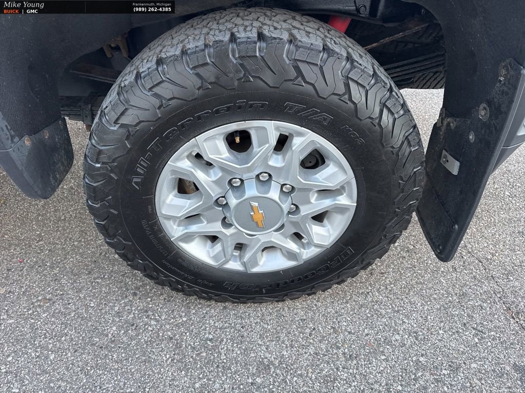Used 2023 Chevrolet Silverado 3500 LTZ image 9