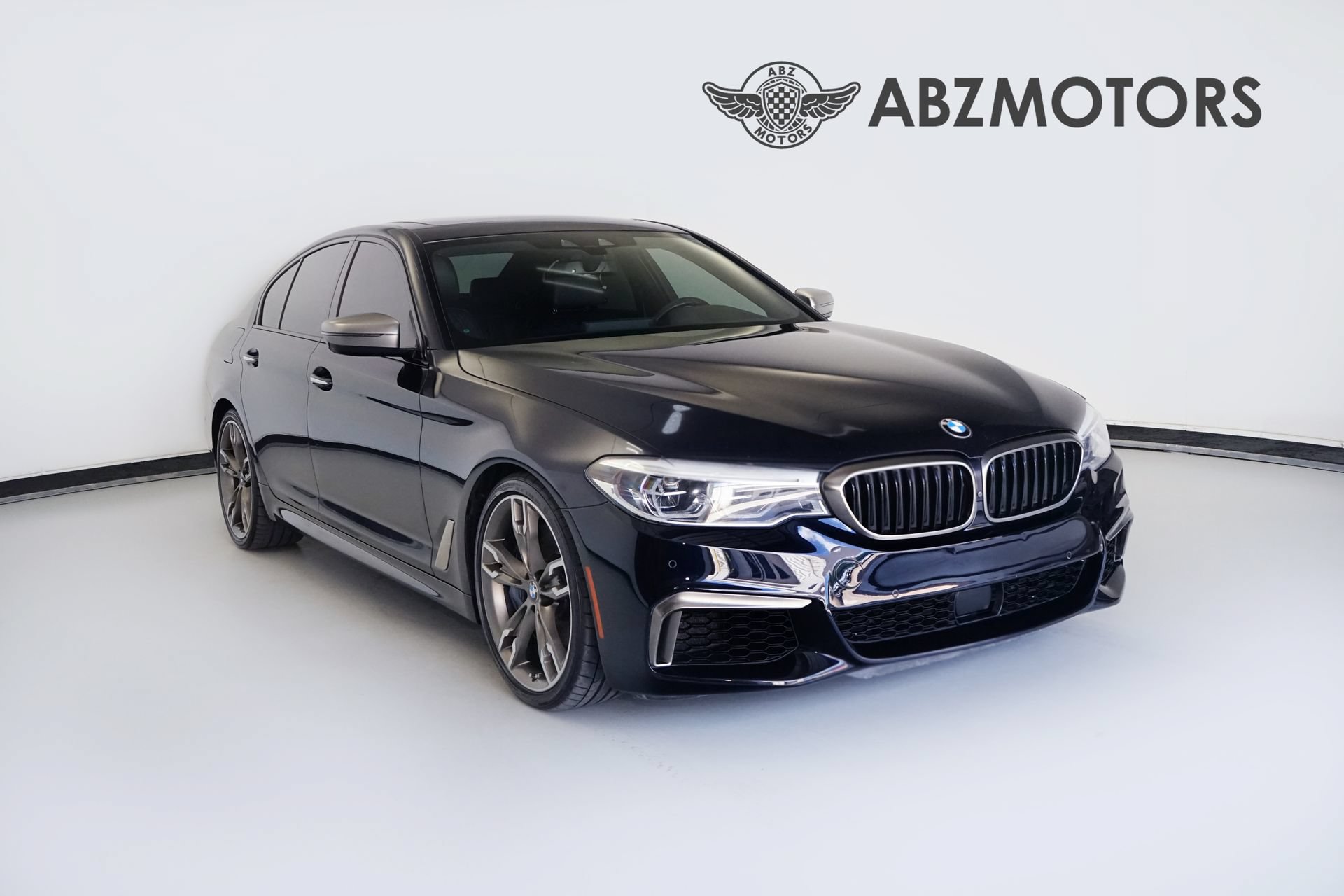 Used 2018 BMW M550i xDrive w/ Driving Assistance Package AWD/4WD image 1