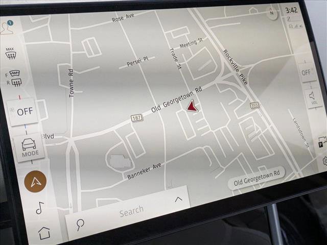 Certified 2024 Land Rover Range Rover SE image 13