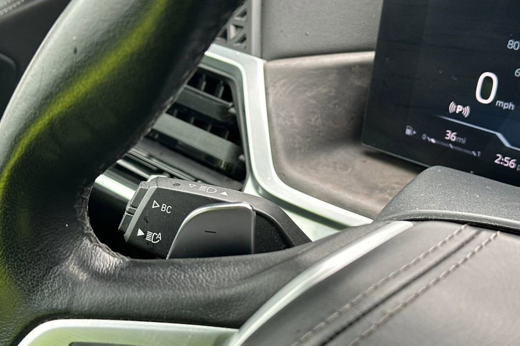 Used 2023 BMW X7 xDrive40i image 33