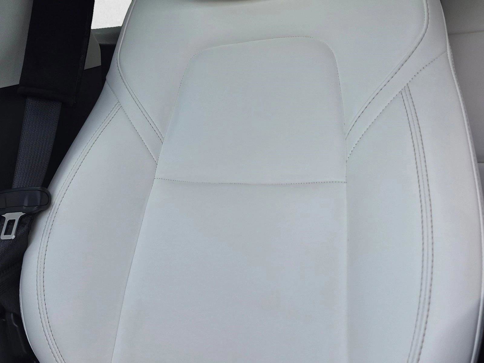 Used 2021 Tesla Model Y Long Range AWD/4WD image 13