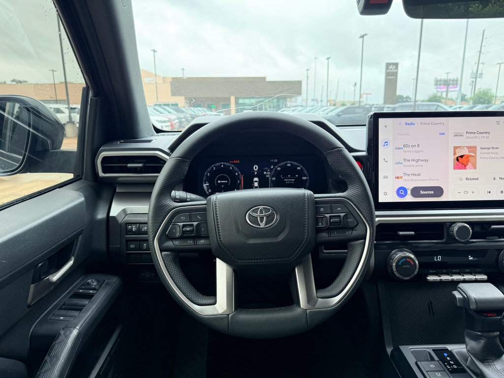 Used 2025 Toyota Tacoma TRD Off-Road AWD/4WD image 18
