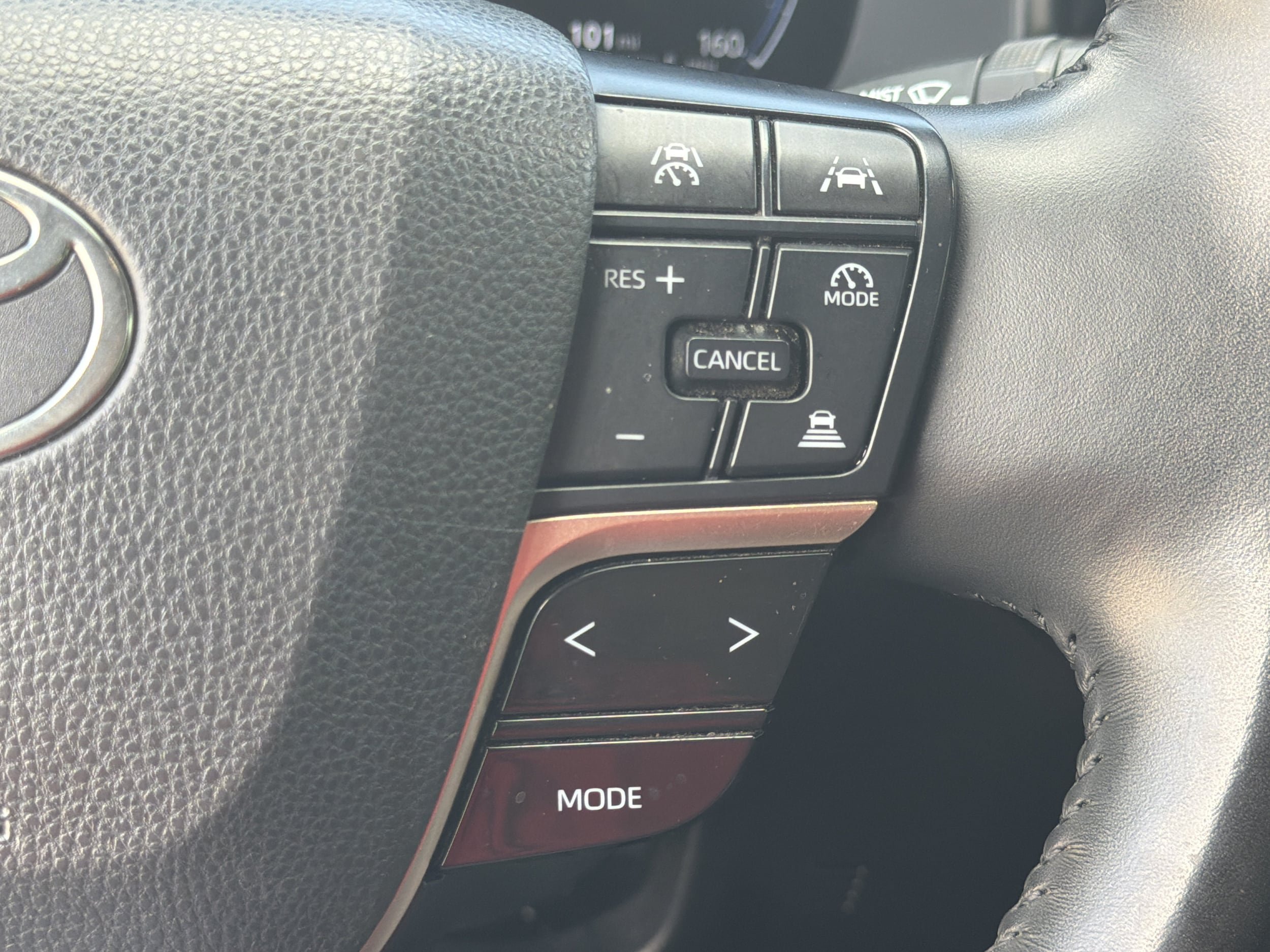 Used 2023 Toyota Crown AWD/4WD image 8