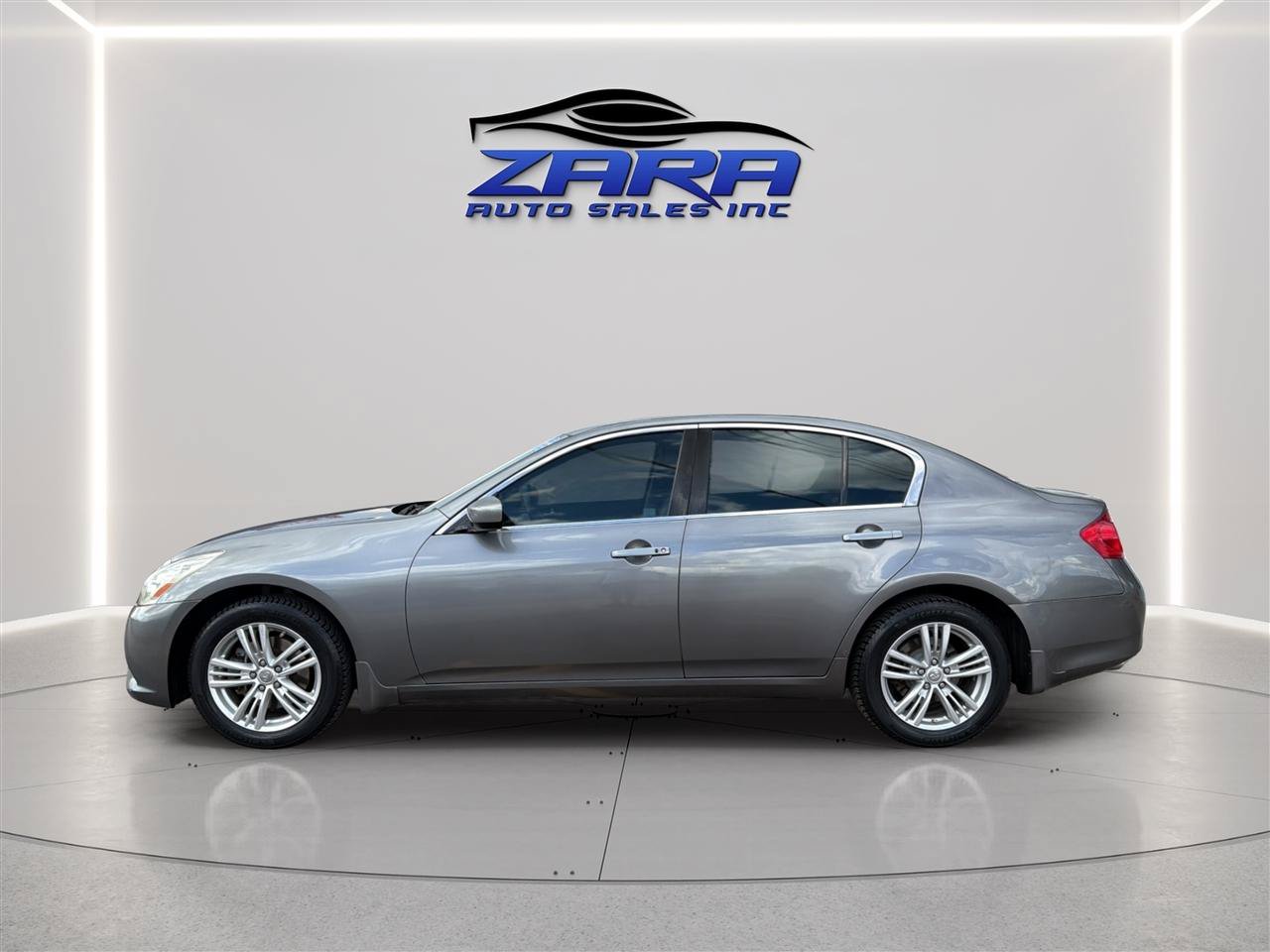 Used 2011 INFINITI G25 x w/ Moonroof Pkg AWD/4WD image 4