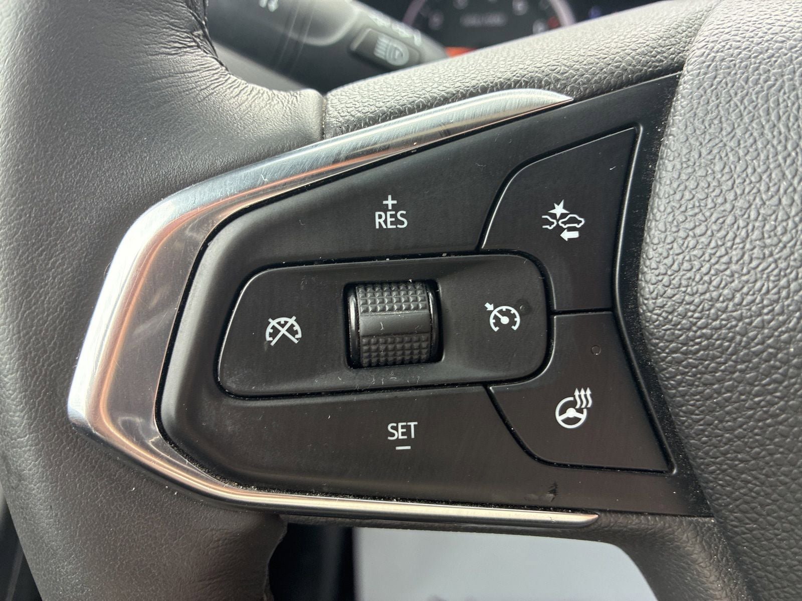 Used 2022 Chevrolet TrailBlazer ACTIV w/ Sun and Liftgate Package FWD image 24
