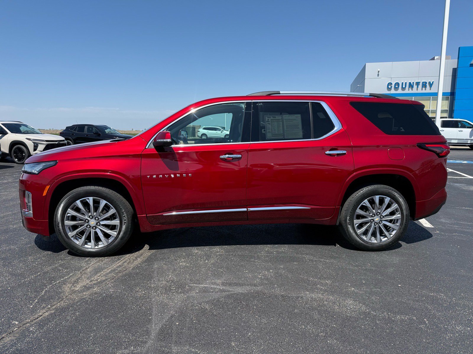 Used 2022 Chevrolet Traverse Premier AWD/4WD video 2