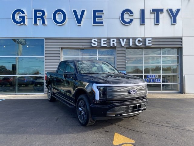 New 2025 Ford F150 Lightning Lariat video 1
