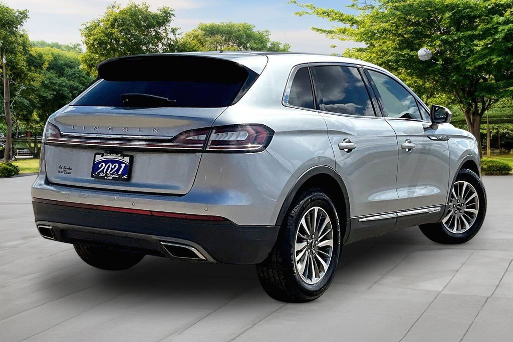 Used 2021 Lincoln Nautilus Reserve FWD image 12
