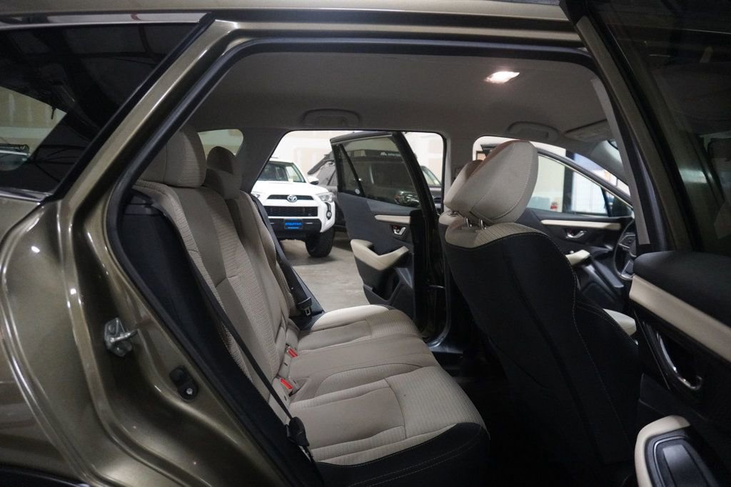 Used 2020 Subaru Outback Premium image 10
