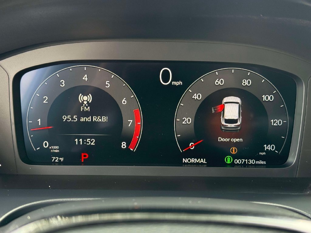 Certified 2025 Acura ADX A-Spec AWD/4WD image 18