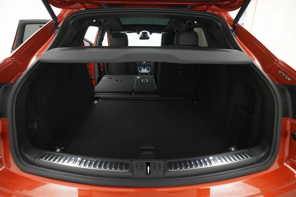 Used 2023 Porsche Macan image 31