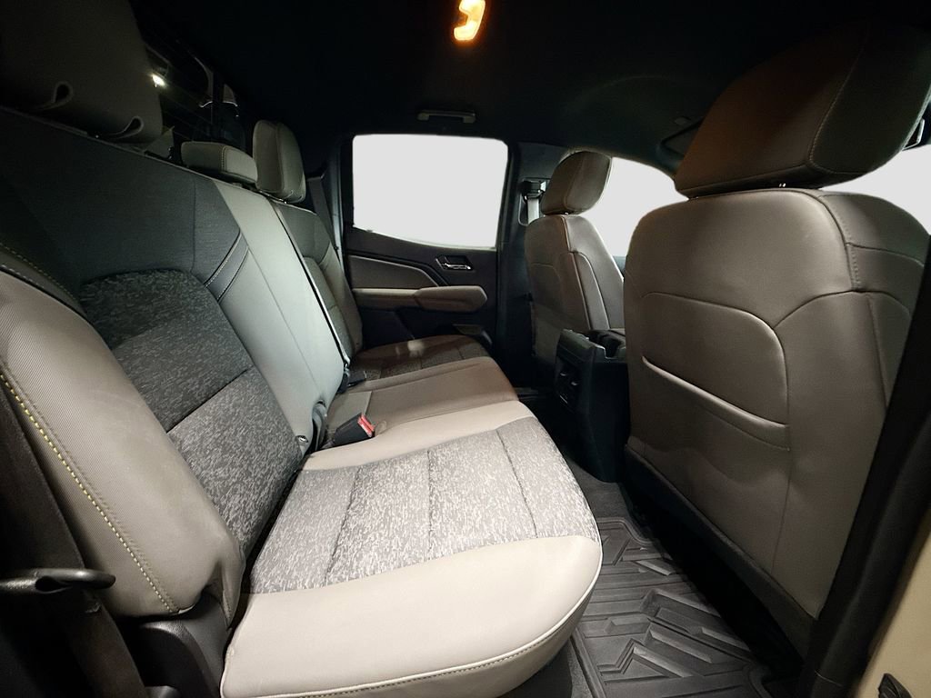 Used 2024 Chevrolet Colorado ZR2 w/ Technology Package AWD/4WD image 27