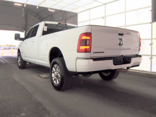 Used 2024 RAM 3500 Laramie AWD/4WD image 6