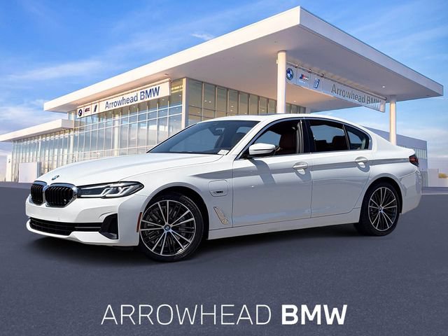 Used 2023 BMW 530e w/ Premium Package RWD image 1