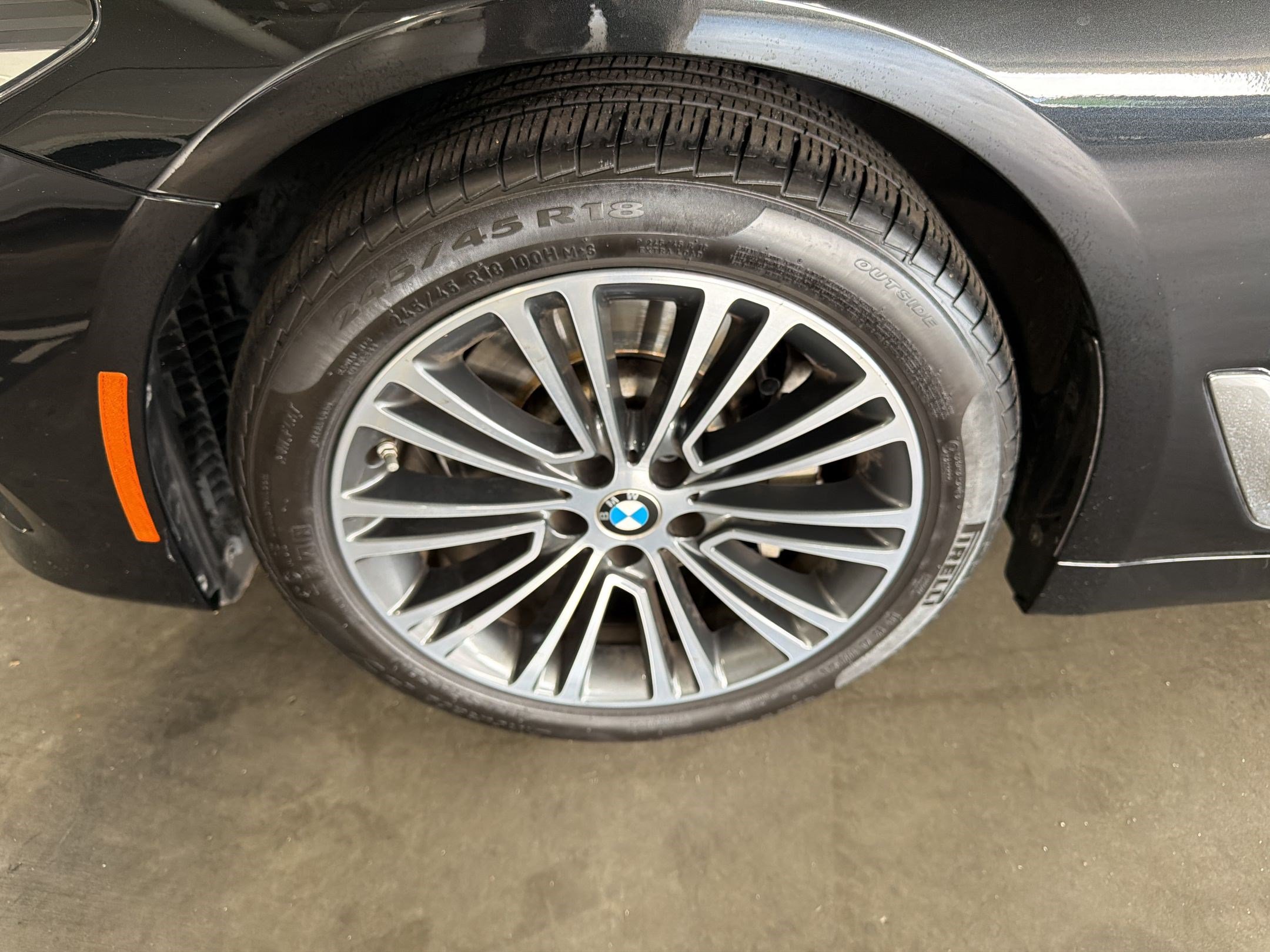 Used 2019 BMW 540i RWD image 9