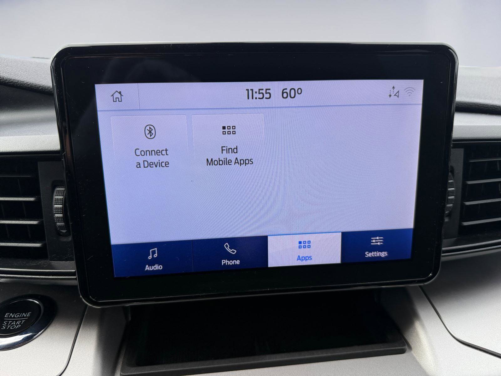 Used 2022 Ford Explorer XLT image 28