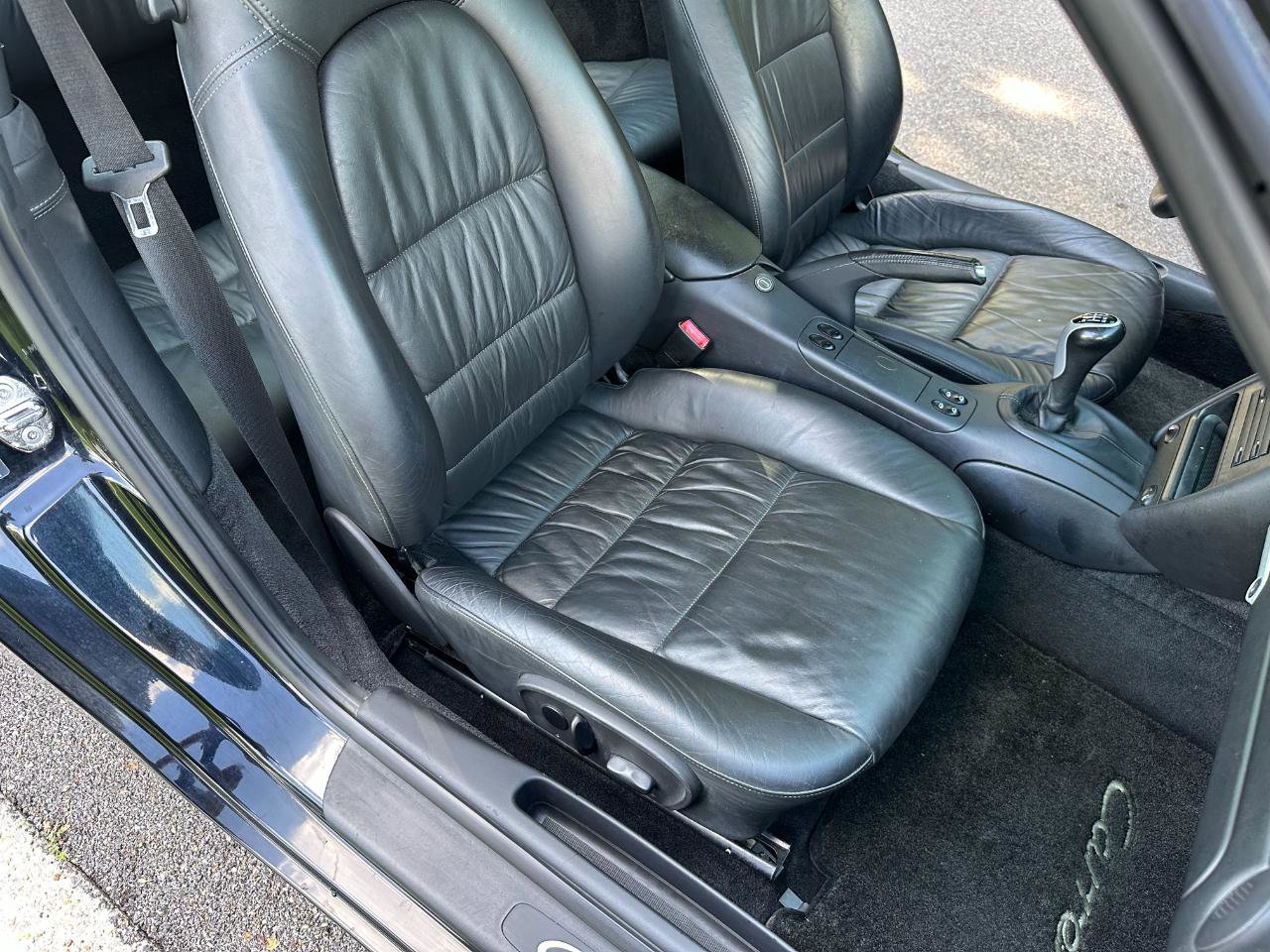 Used 2003 Porsche 911 GT3 RS image 22