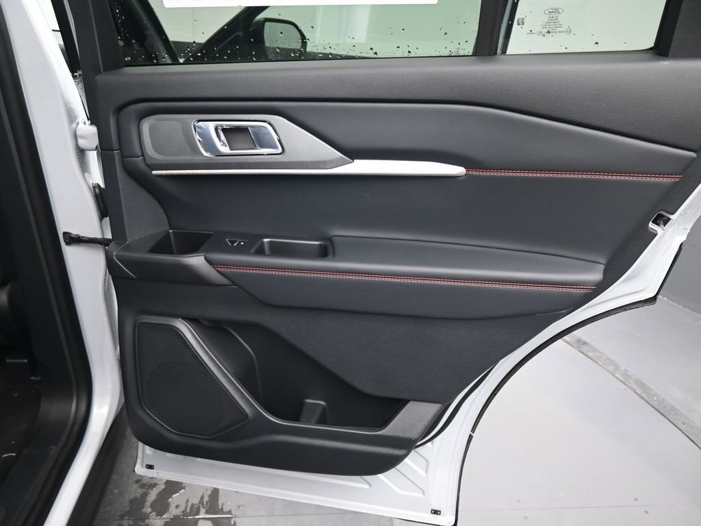 New 2026 Ford Explorer ST-Line w/ ST-Line Street Pack image 19