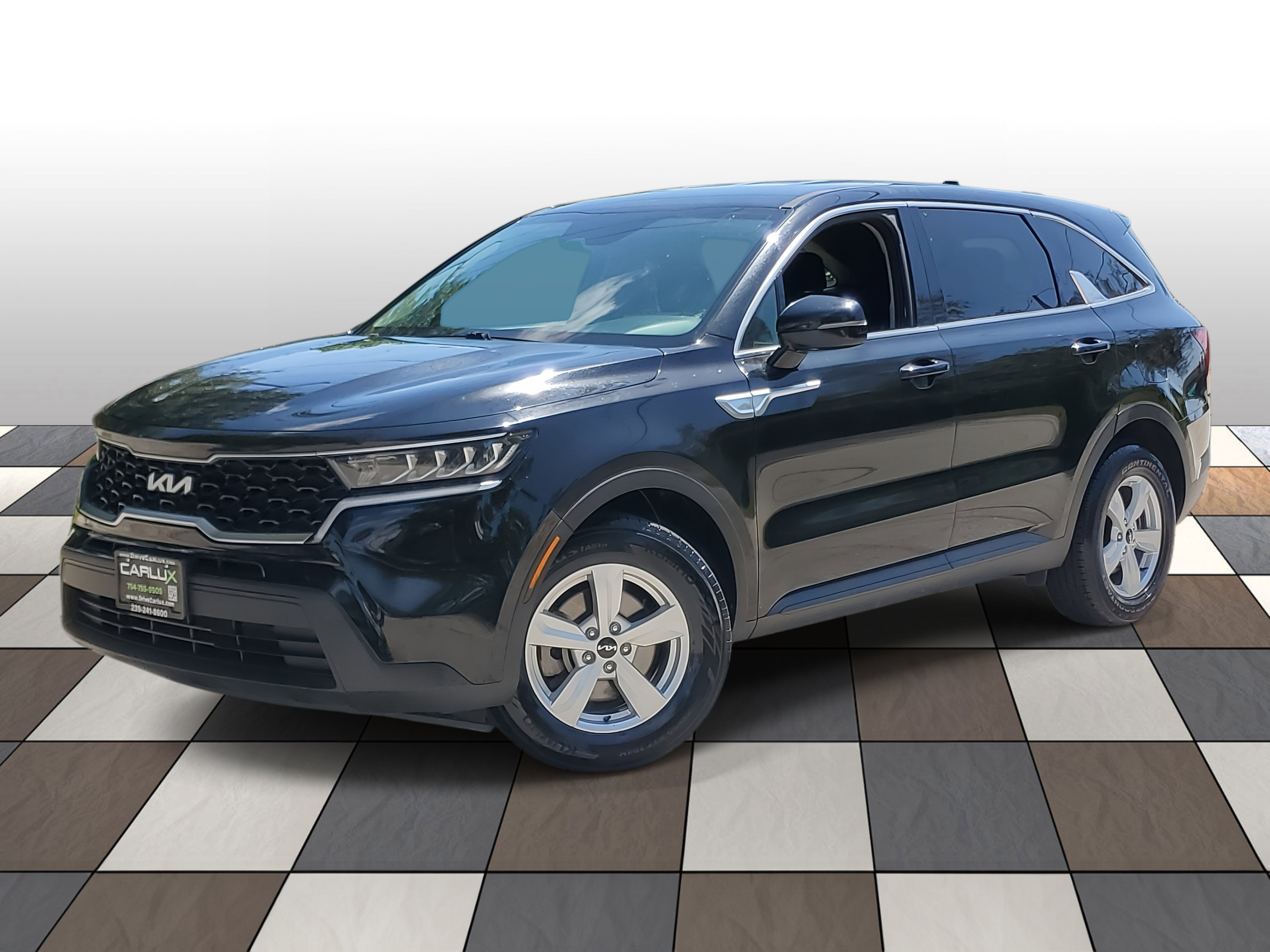 Used 2022 Kia Sorento LX image 1