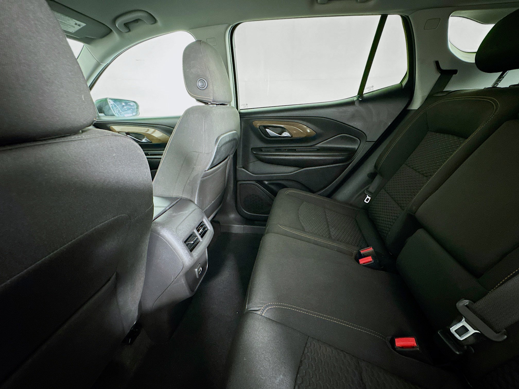 Used 2019 GMC Terrain SLE FWD image 23