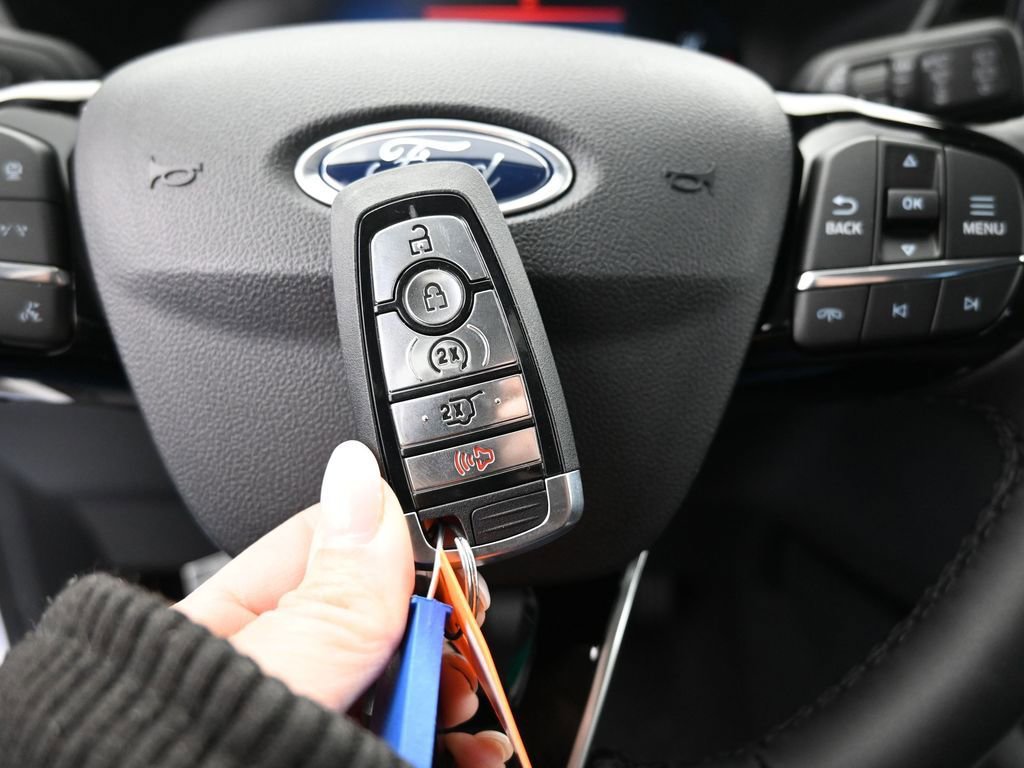 New 2026 Ford Escape SE w/ Class II Trailer Tow Package image 35