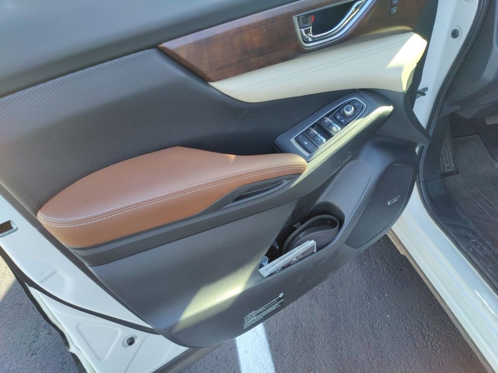 Used 2022 Subaru Ascent Touring w/ Popular Package #2A image 7