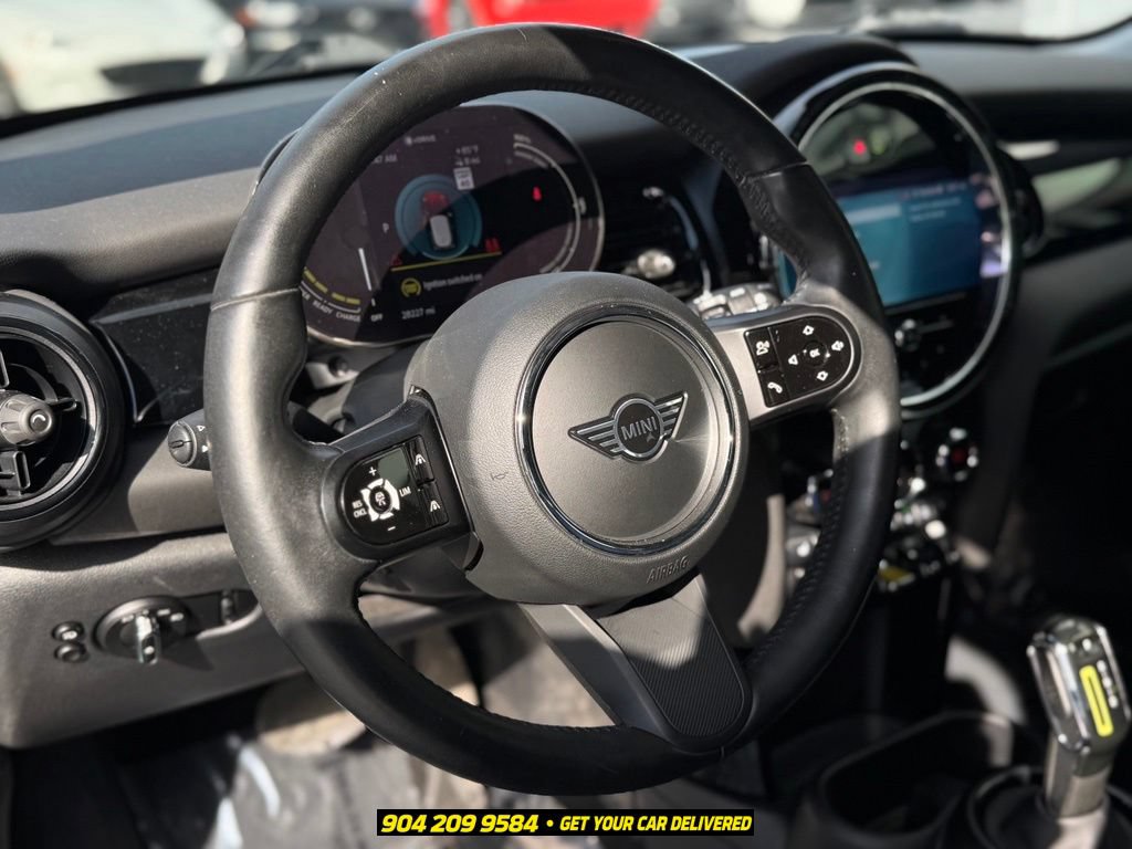 Used 2022 MINI Cooper SE w/ Driver Assistance Package FWD image 19