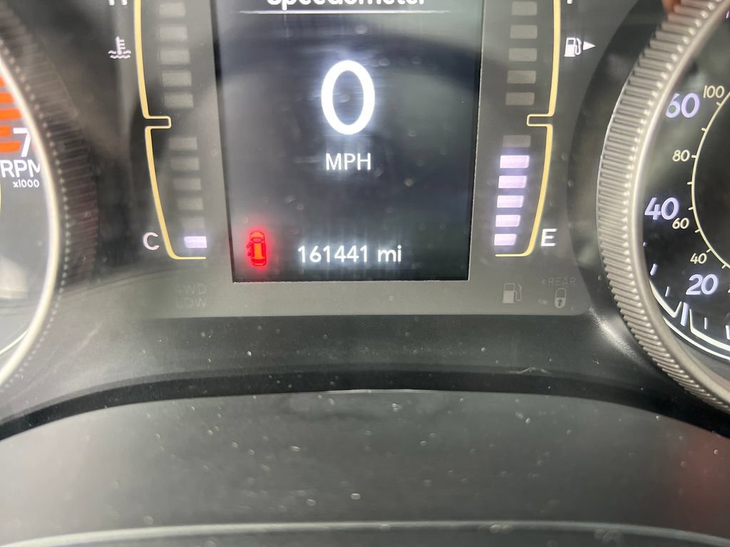 Used 2019 Jeep Cherokee Latitude w/ Popular Appearance Group FWD image 20