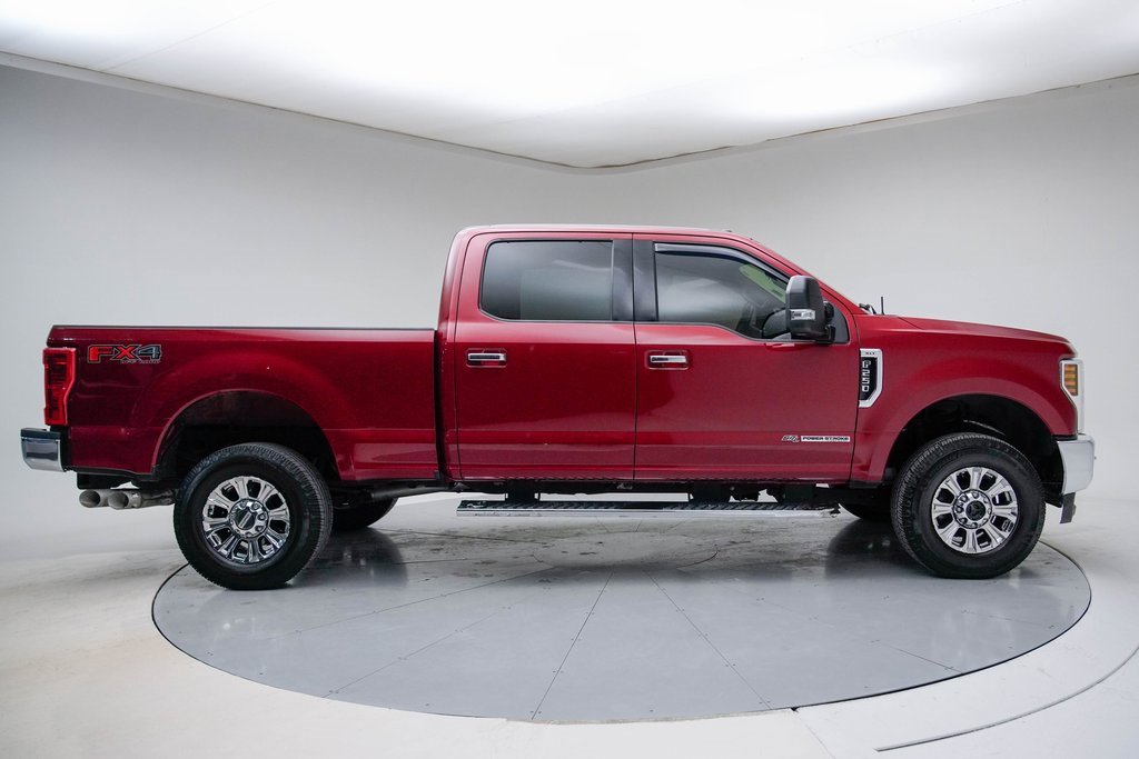 Used 2018 Ford F250 XLT w/ XLT Premium Package image 2