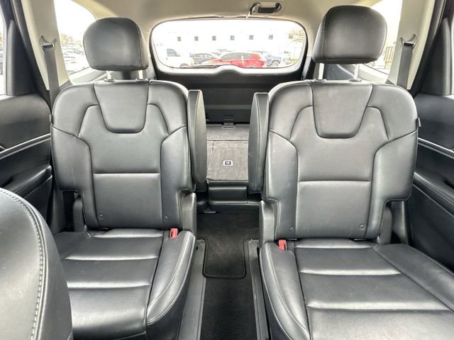 Certified 2025 Kia Telluride S image 26