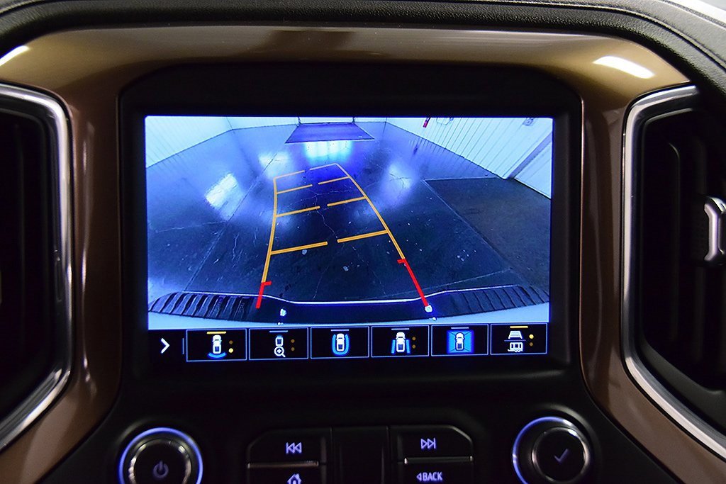 Used 2021 Chevrolet Silverado 2500 High Country w/ Z71 Off-Road Package image 27