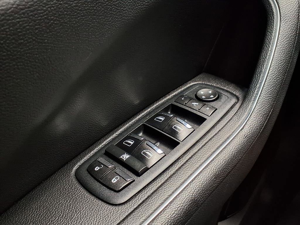 Used 2023 Maserati Levante Modena image 31