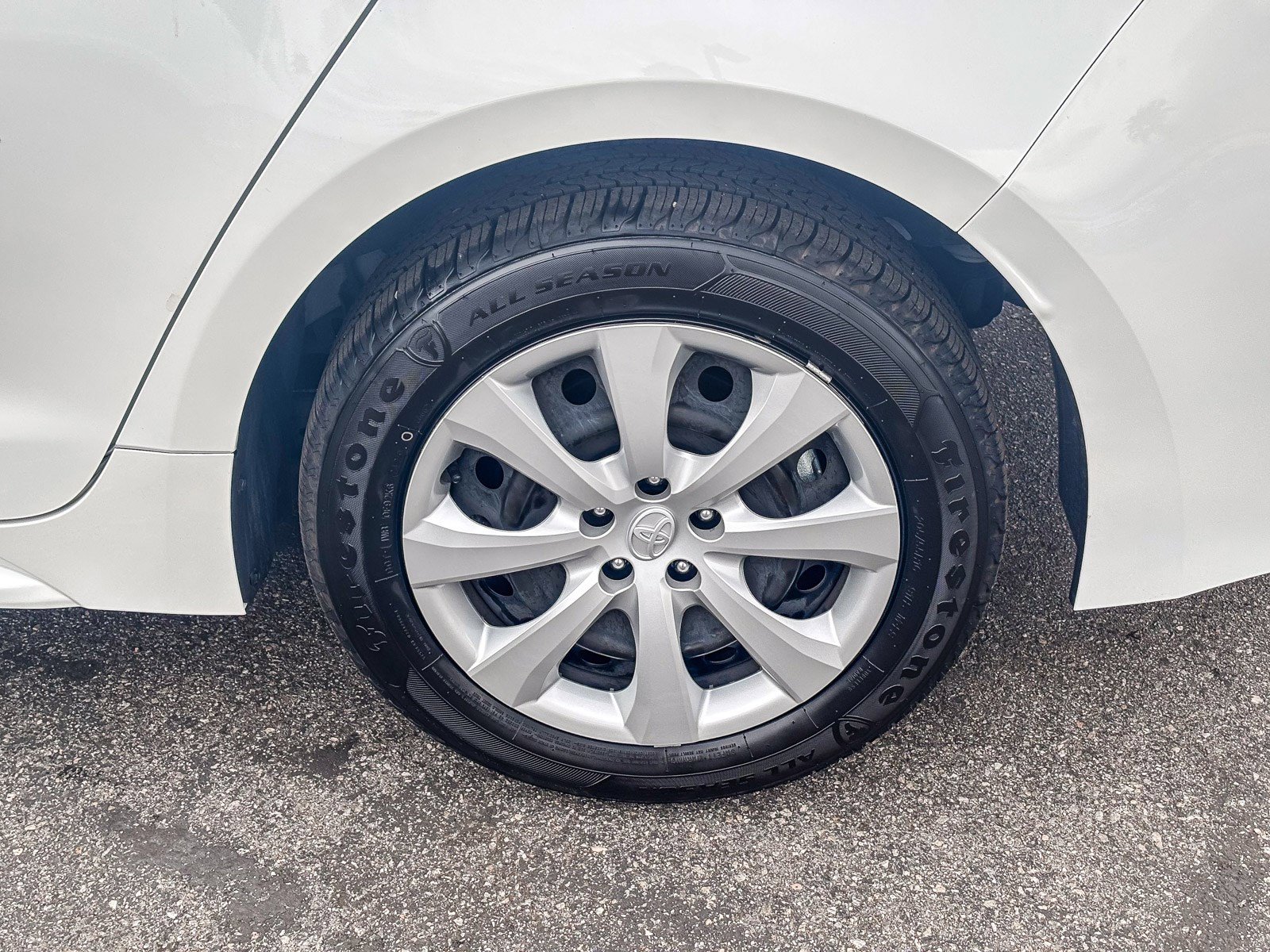 Certified 2024 Toyota Corolla LE image 12