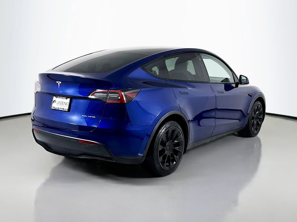 Used 2021 Tesla Model Y Long Range image 5