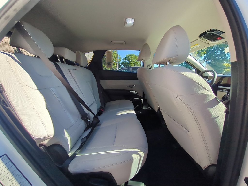 Used 2025 Hyundai Tucson SEL FWD image 29