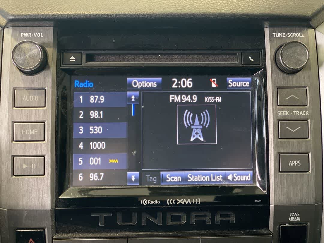 Used 2018 Toyota Tundra SR5 w/ TRD Off Road Package AWD/4WD image 19