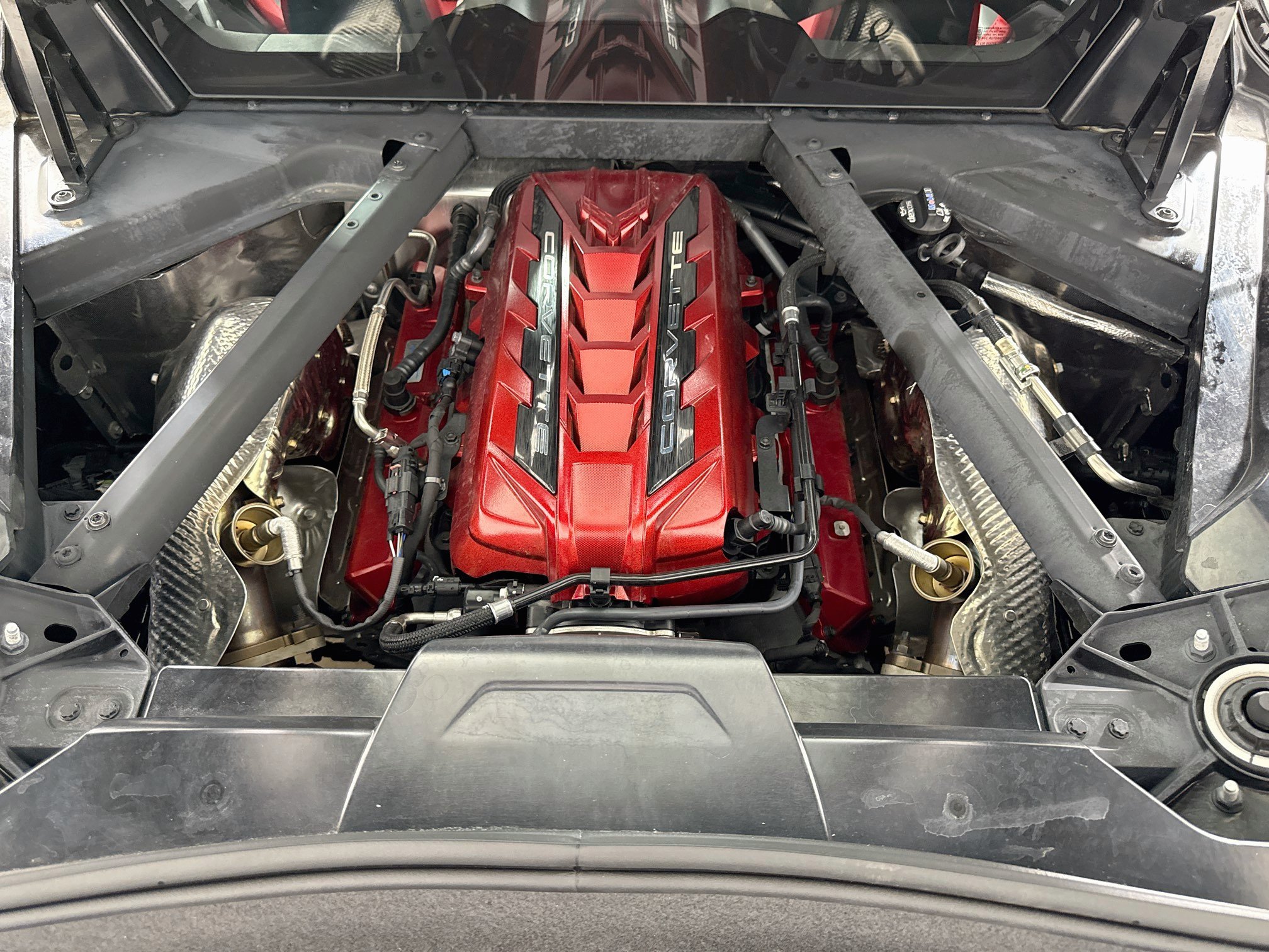 Used 2024 Chevrolet Corvette Stingray Coupe w/ Z51 Performance Package RWD image 29
