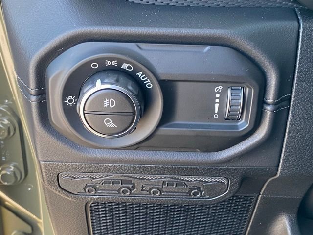 New 2026 Jeep Gladiator Rubicon w/ Safety Group image 38