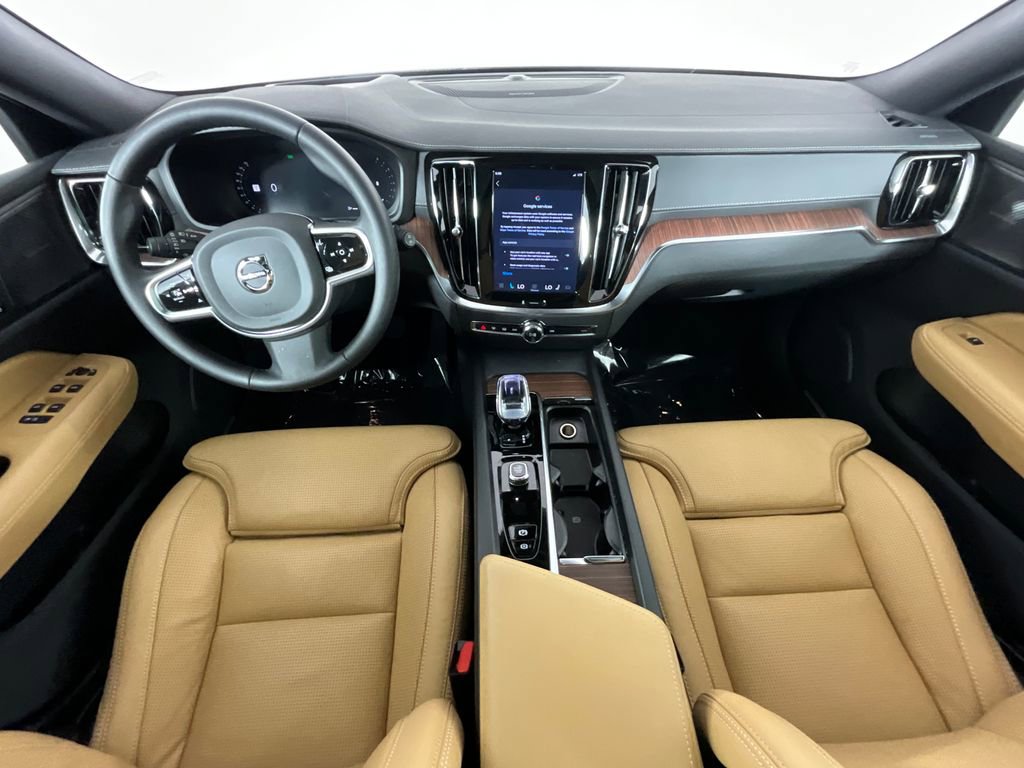 Used 2025 Volvo V60 B5 Cross Country Ultra w/ Protection Package Premier image 13
